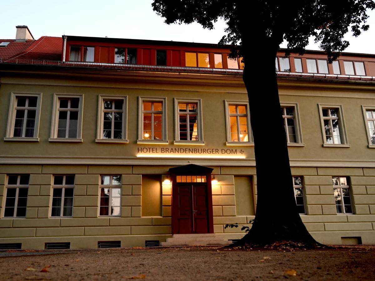 Hotel Brandenburger Dom Brandenburg  Екстер'єр фото