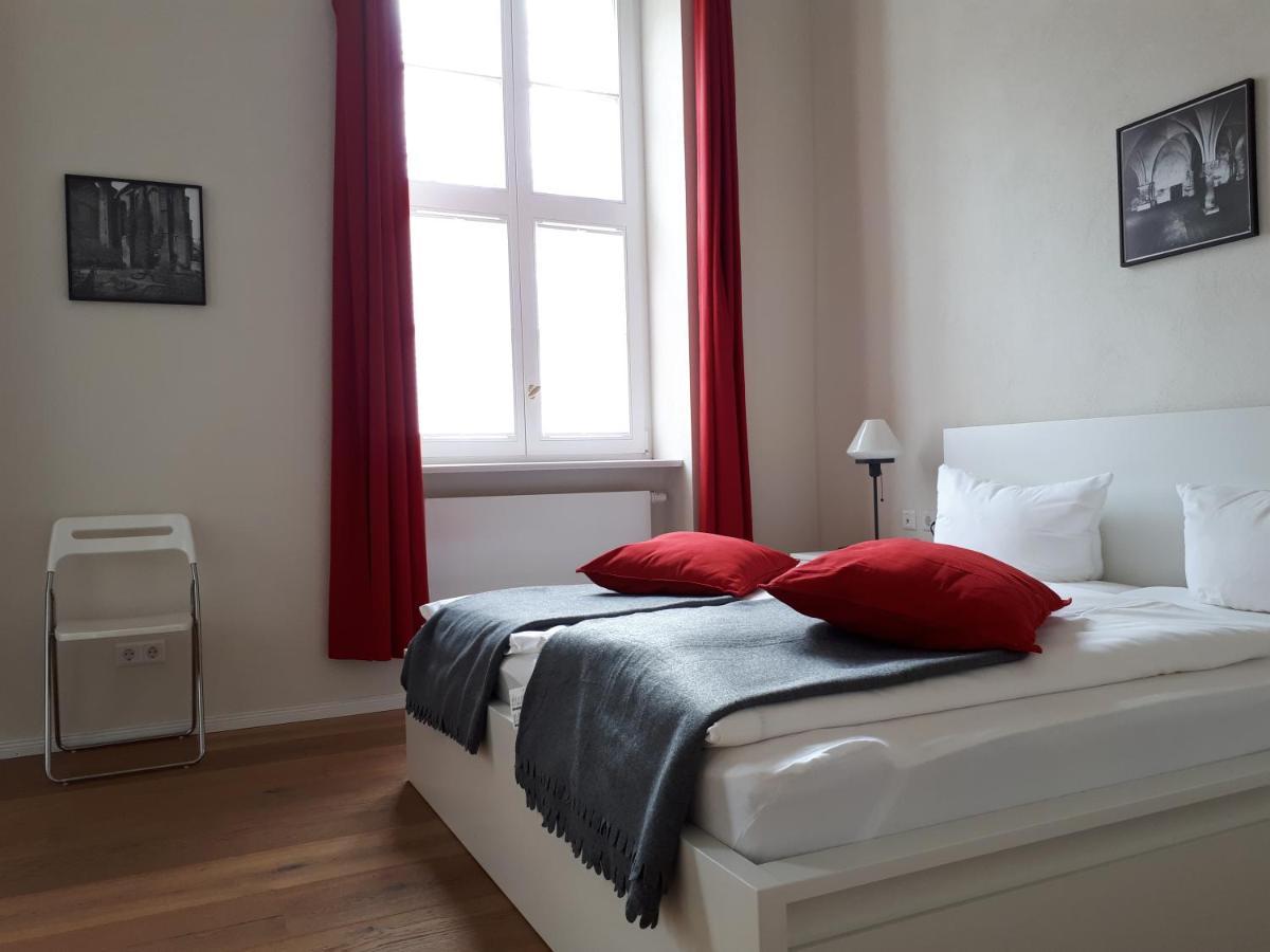 Hotel Brandenburger Dom Brandenburg  Екстер'єр фото